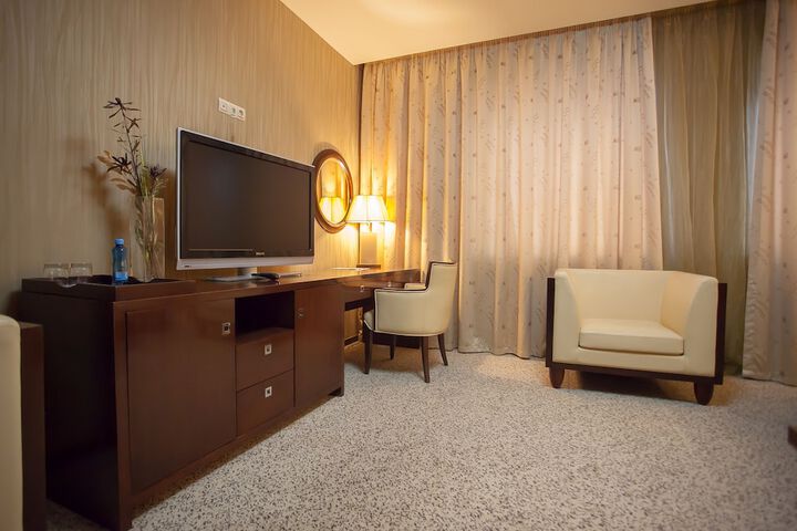 Room 15 of 75