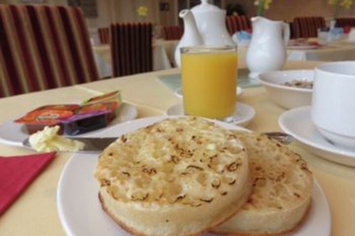 Breakfast/Coffee Service 5 of 35