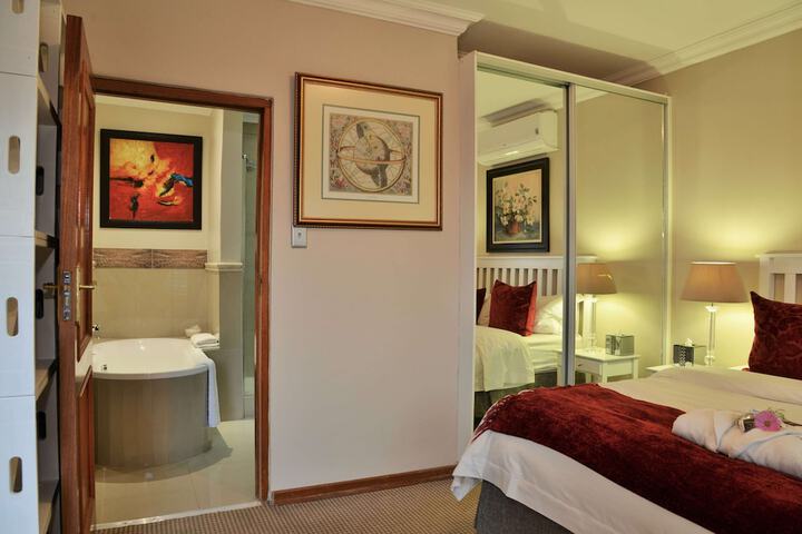 Room 25 of 57