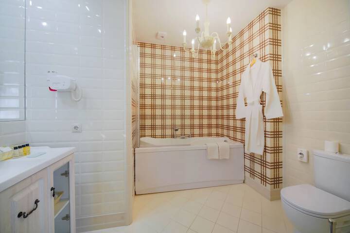 Room 45 of 75