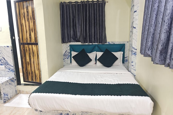 Room 55 of 76