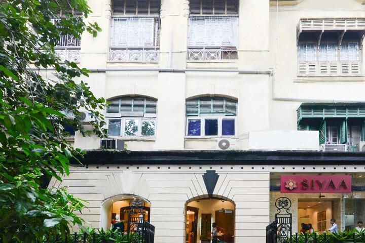 OYO FLAGSHIP 13641 ELGIN TERRACE