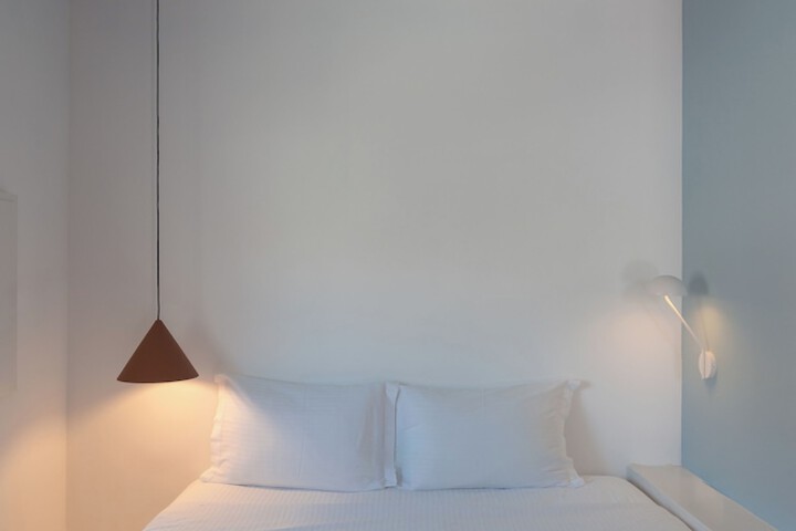 Room 50 of 171