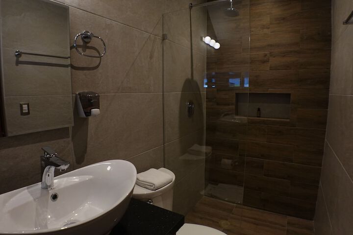Room 20 of 25