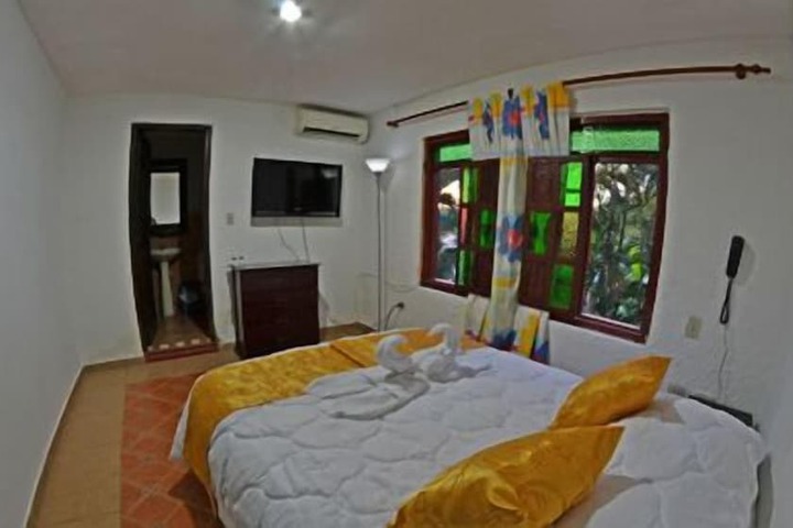 Room 15 of 31