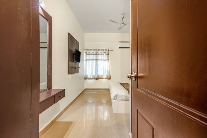 Room 10 of 22