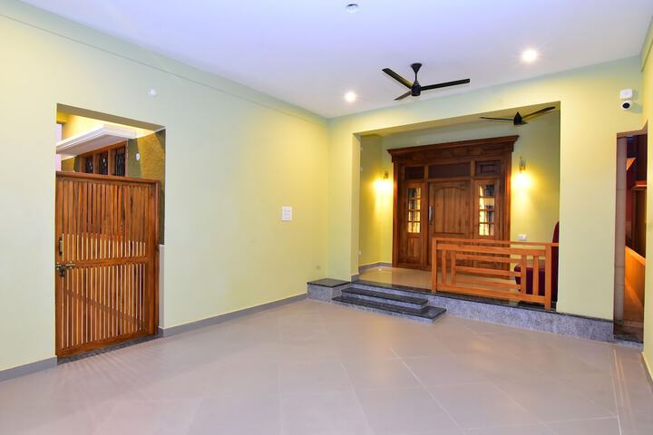 Room 2 of 26