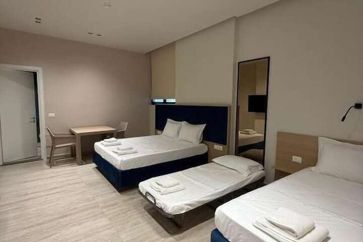 Room 21 of 109