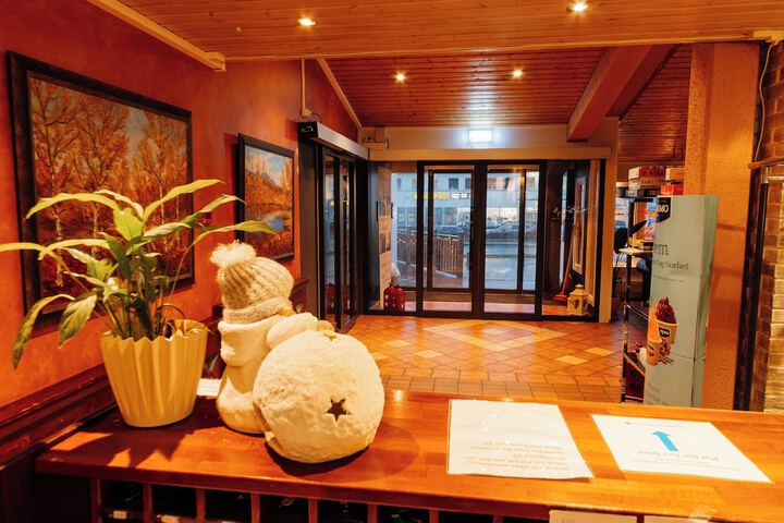 Hotel Interior 11 of 199