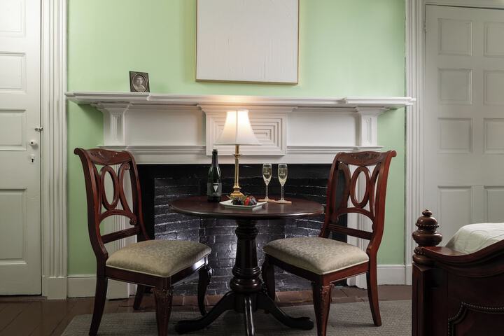 Room 8 of 55
