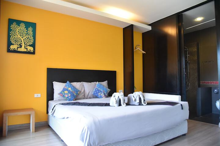 Room 16 of 47