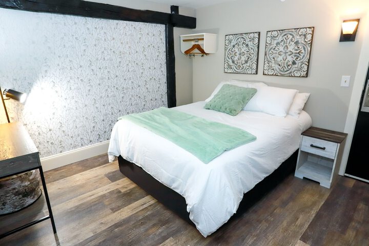 Room 48 of 140