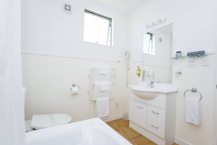 Clean Restrooms
