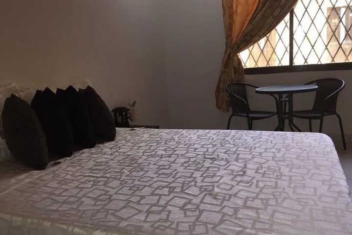 Room 3 of 12