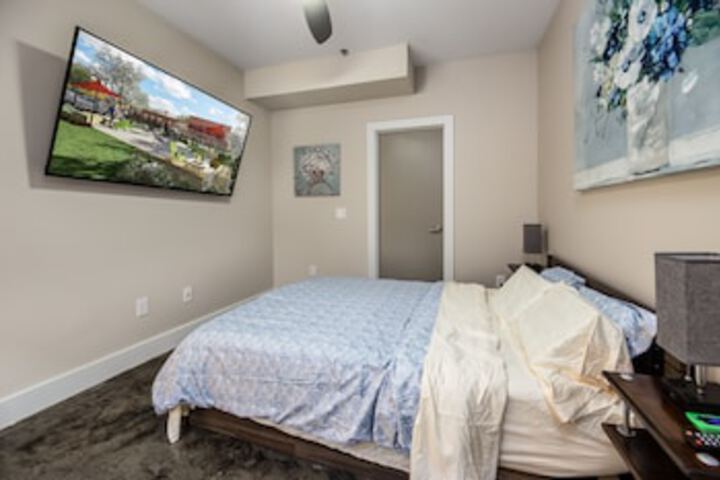 Room 16 of 87