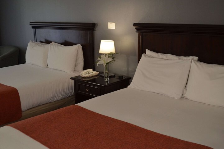 Room 13 of 77
