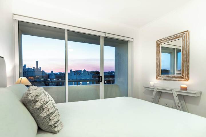 Room 6 of 47