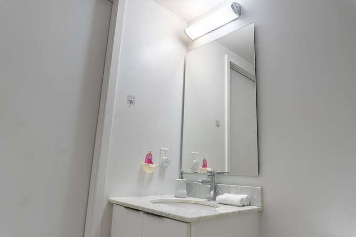 Room 213 of 354