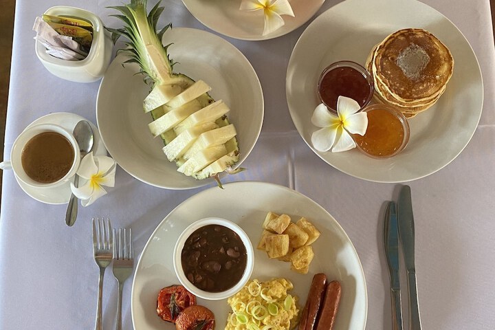 Breakfast/Coffee Service 13 of 21