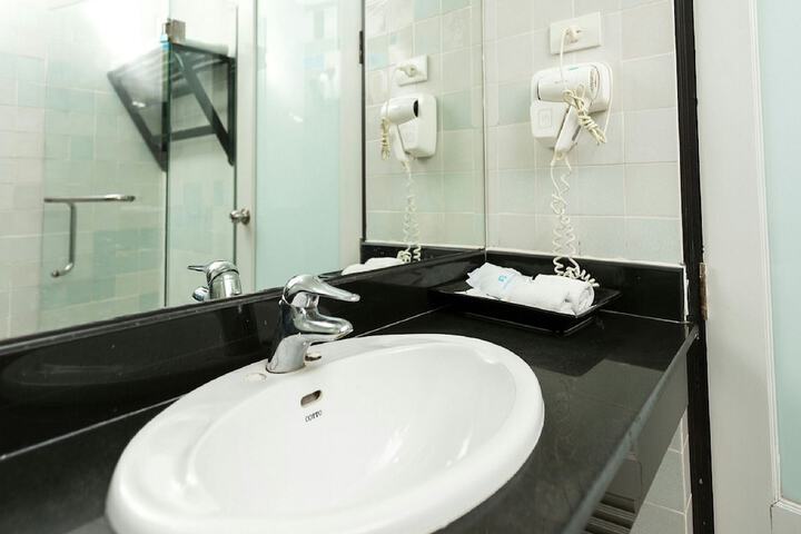 Clean Restrooms