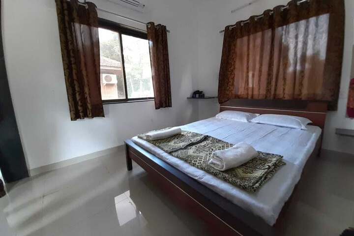 Room 18 of 20
