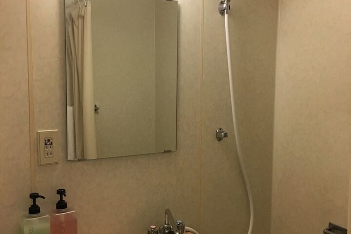 Room 41 of 50