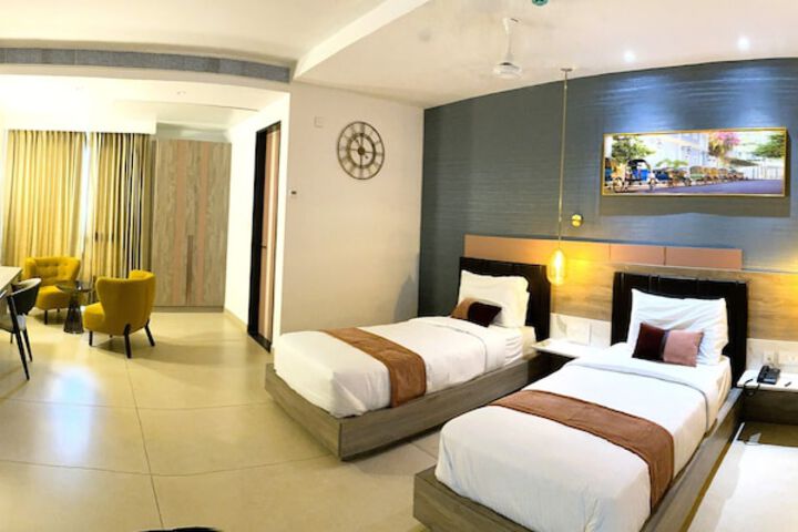 Room 7 of 23