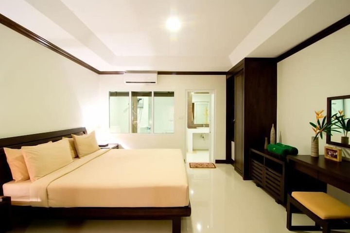 Room 14 of 61