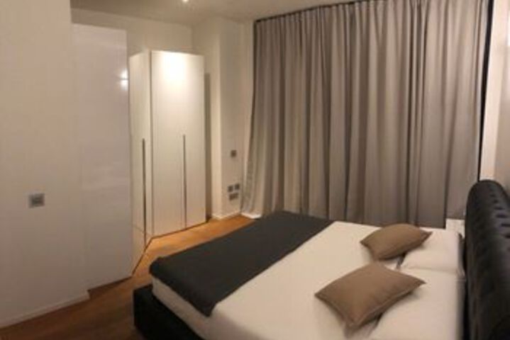 Room 4 of 23