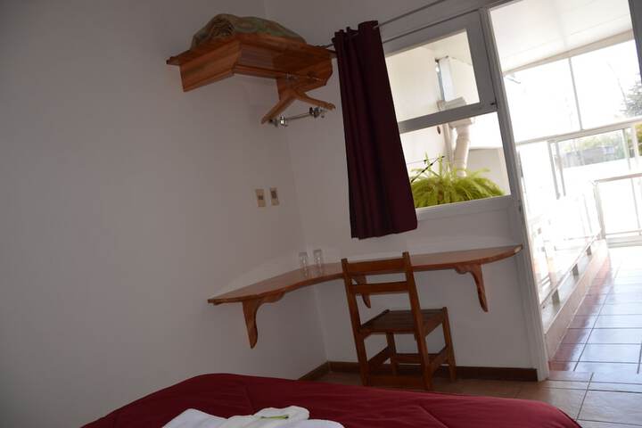 Room 27 of 47