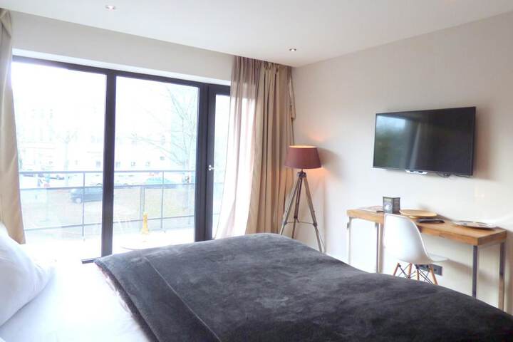 Room 7 of 36