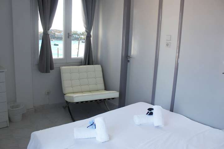 Room 17 of 37