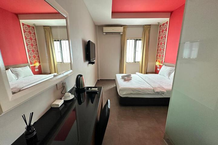 Hotel Jade CIQ