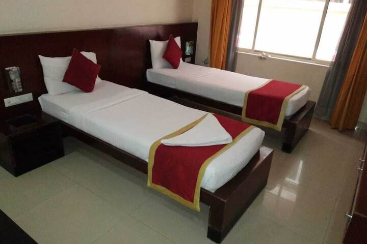 Room 5 of 5