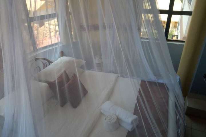 Room 8 of 51
