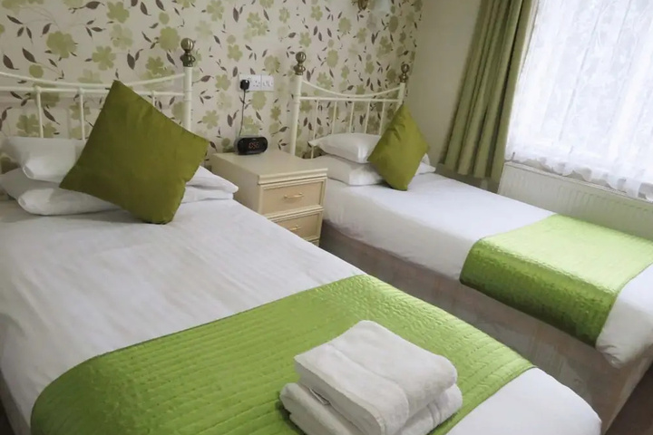 guest_rooms