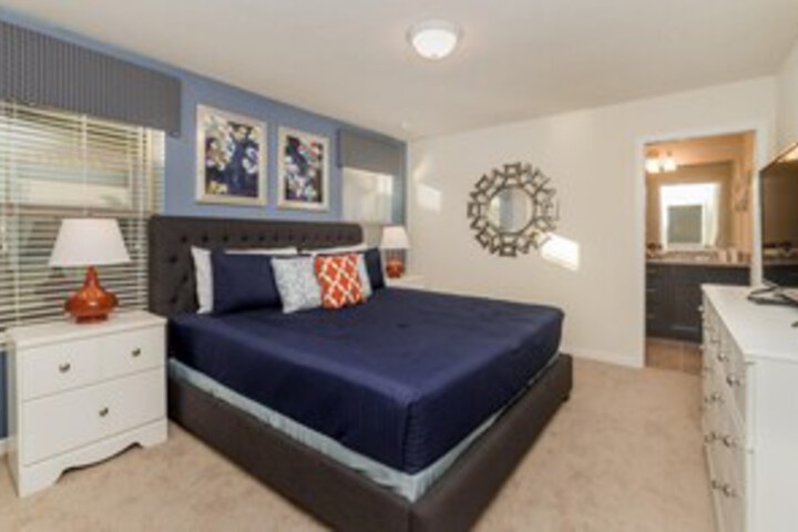 Room 34 of 42