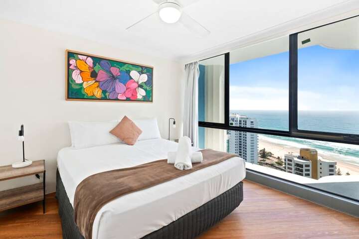 Room 8 of 240
