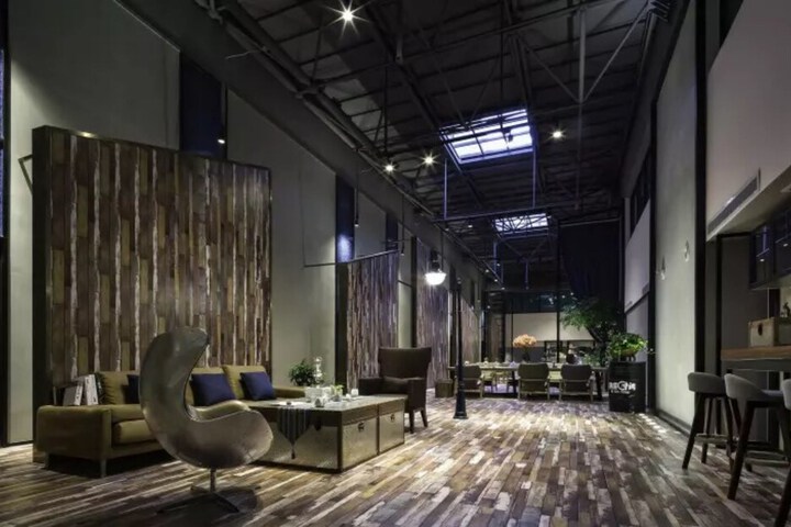 Hotel Interior 22 of 24
