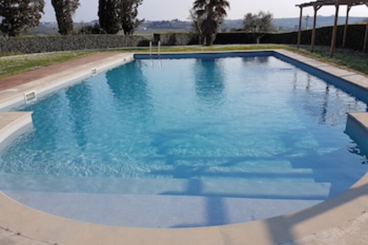 Pool 2 of 5