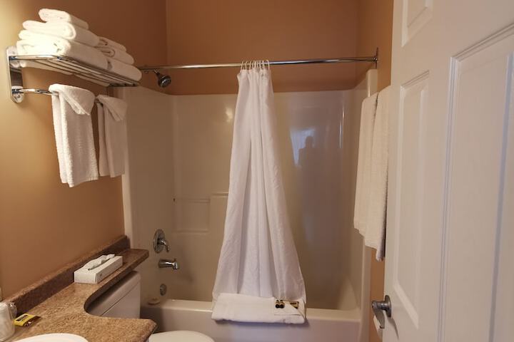 Room 42 of 67