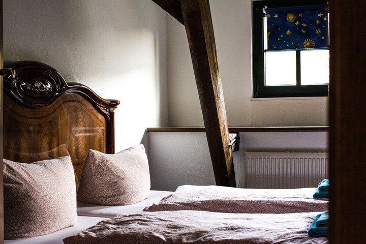 Room 8 of 21