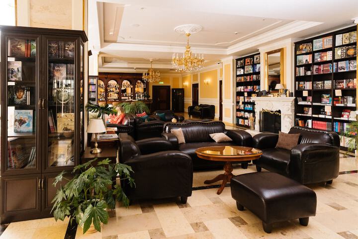 Hotel Interior 107 of 117