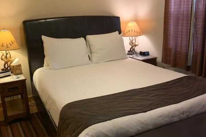 Room 10 of 78