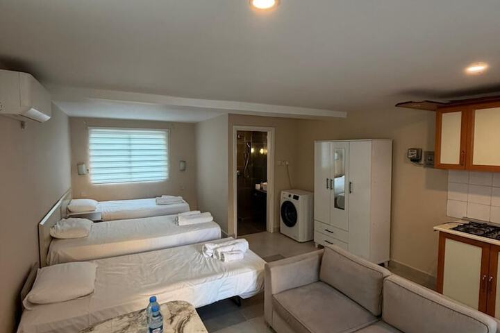 Room 7 of 26