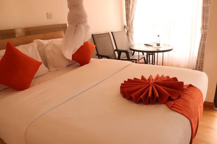 Room 11 of 46