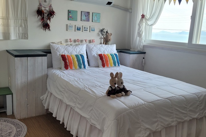 Room 9 of 53