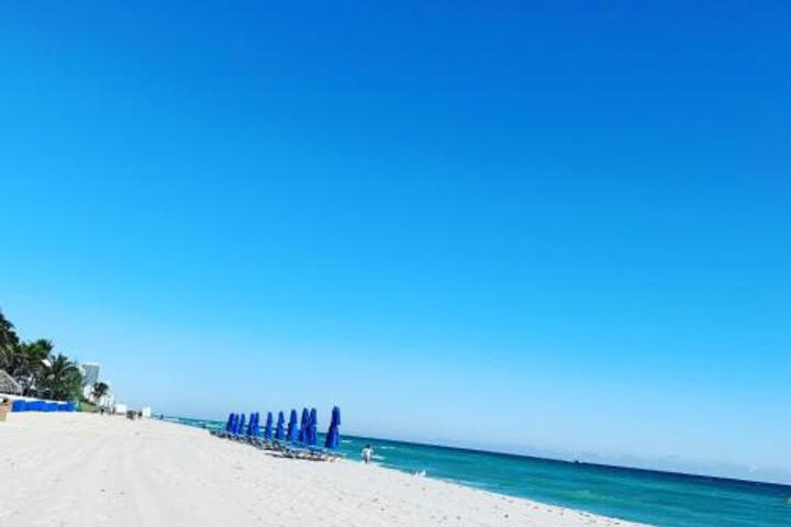 Ocean Front Miami in Sunny Isles Beach, FL