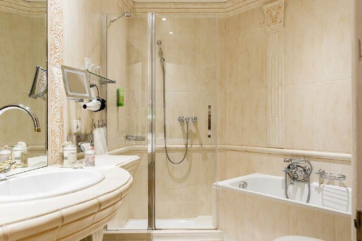 Bath Interior