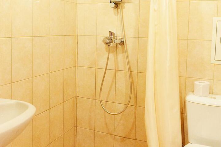 Room 92 of 154